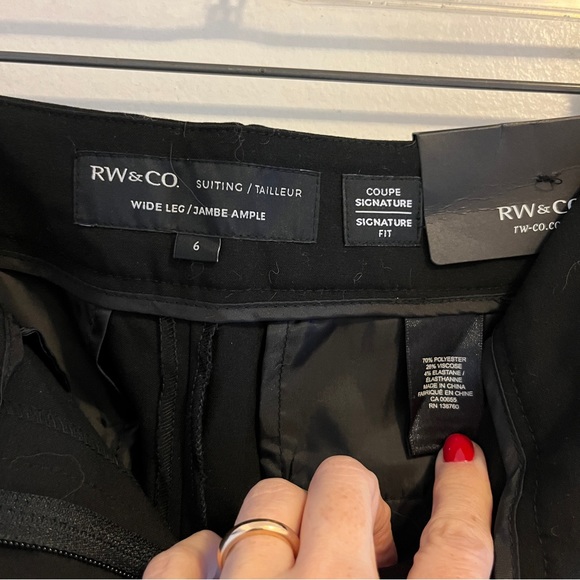 NWT - black, wide leg trousers, size 6, signature fit - Picture 4 of 9